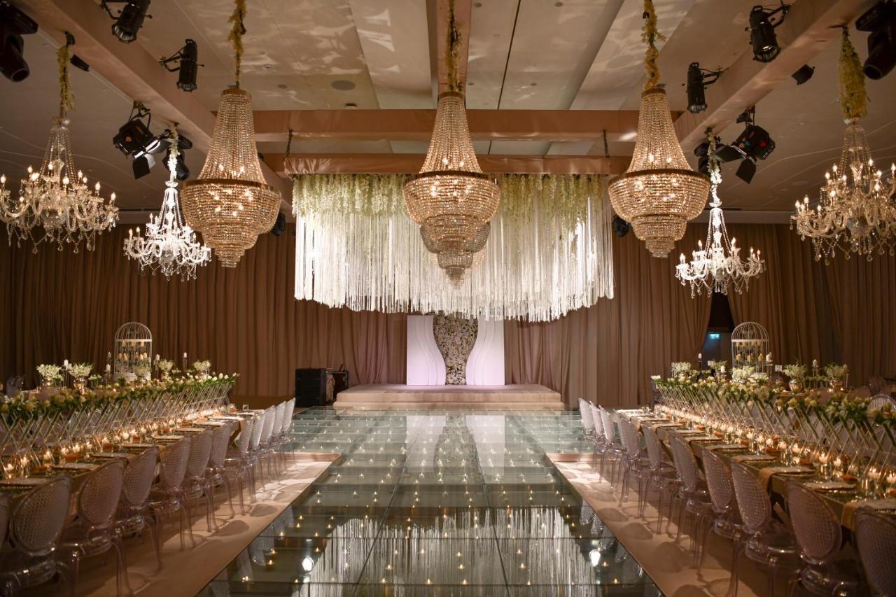 Hotel Address Istanbul Exterior foto The ballroom at The Dorchester